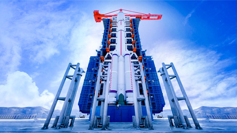 4-豪门国际100t塔式起重机服务于太原卫星发射基地.jpg